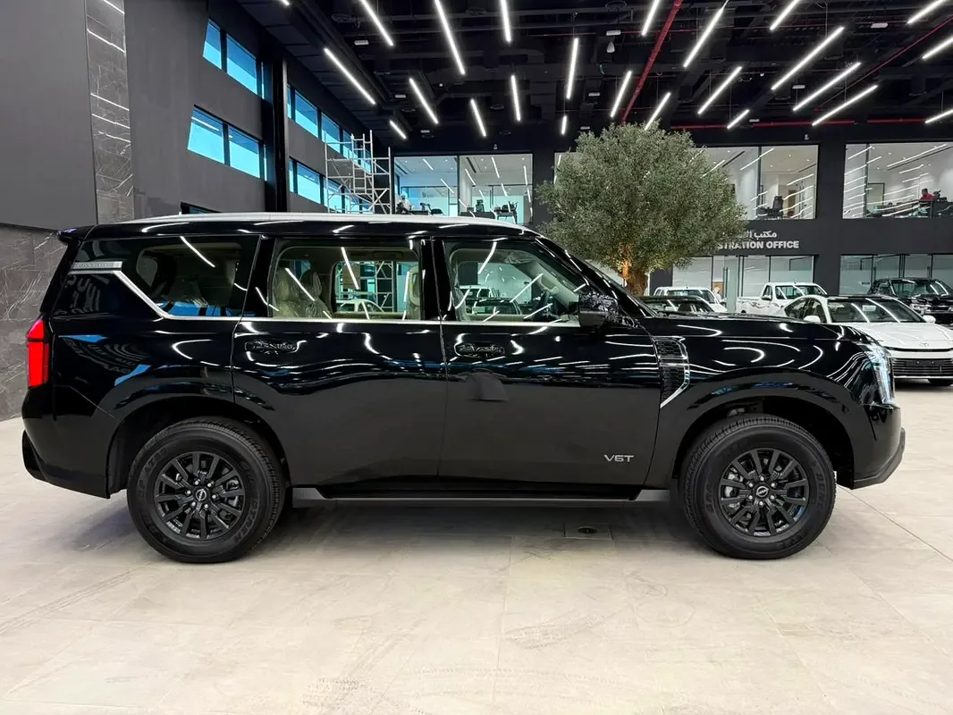 Nissan Patrol 3.5 AT AWD (495 hp) - 4