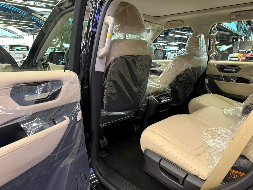 Nissan Patrol 3.5 AT AWD (495 hp) - 8