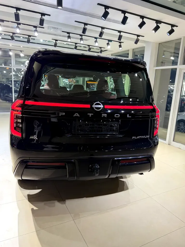 Nissan Patrol 3.5 AT AWD (495 hp) - 8