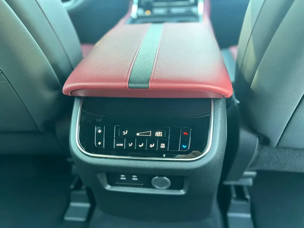 Nissan Patrol 3.5 AT AWD (495 hp) - 10