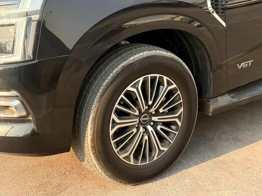 Nissan Patrol 3.5 AT AWD (495 hp) - 6