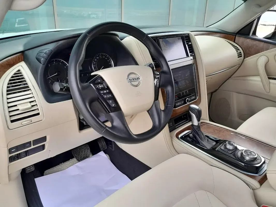 Nissan Patrol 3.8 AT 4WD (316 hp) - 9