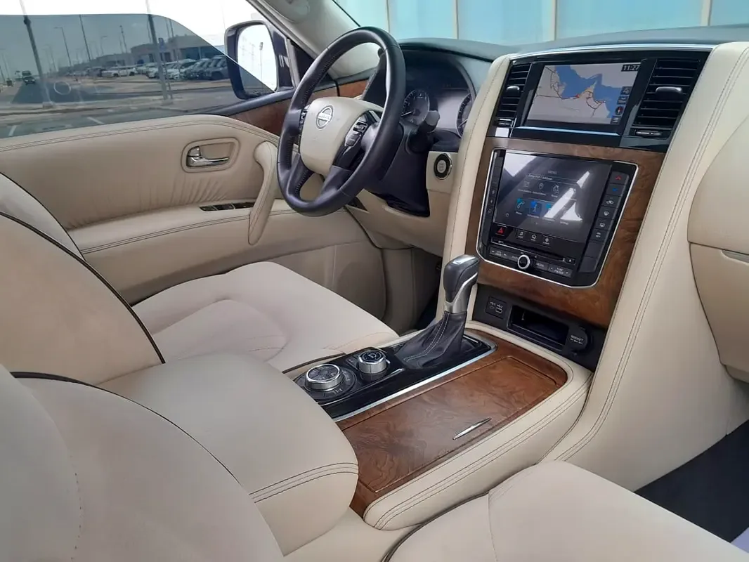 Nissan Patrol 3.8 AT 4WD (316 hp) - 12