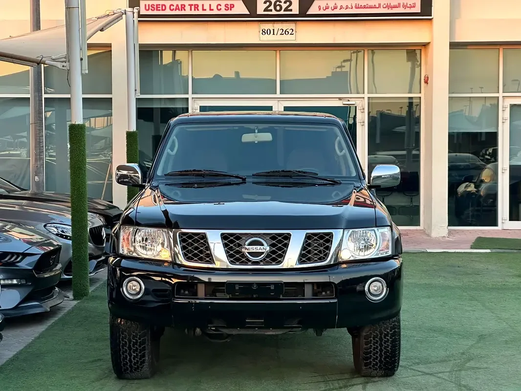 Nissan Patrol 3.8 AT 4WD (316 hp) - 2