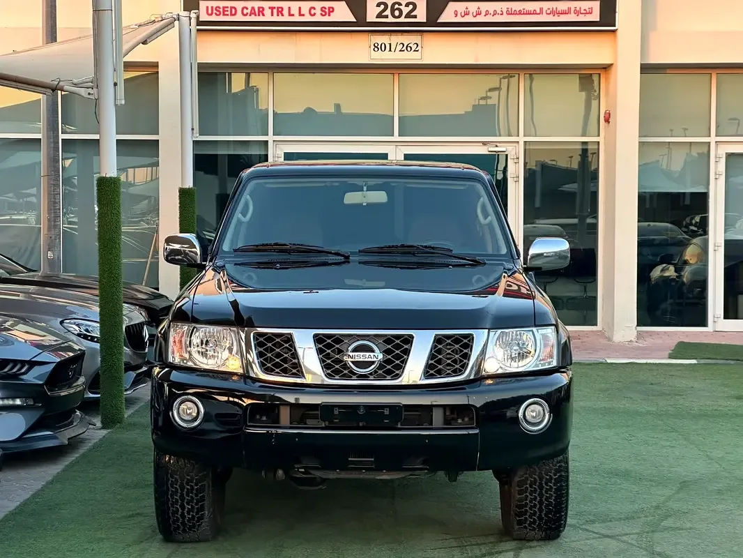 Nissan Patrol 3.8 AT 4WD (316 hp) - 6