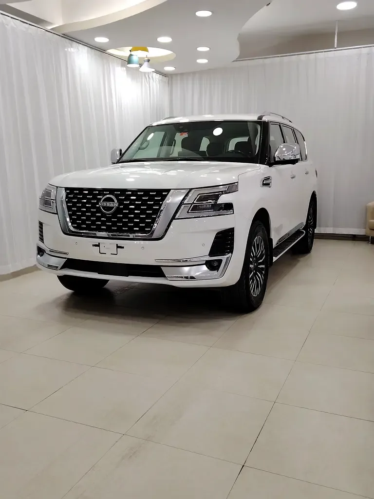 Nissan Patrol 3.8 AT 4WD (316 hp)