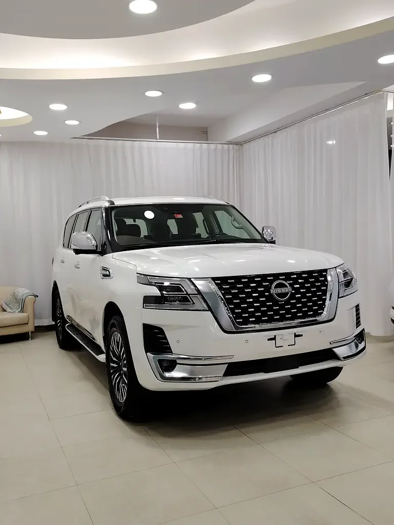 Nissan Patrol 3.8 AT 4WD (316 hp) - 3
