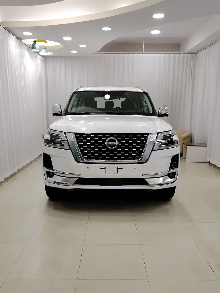 Nissan Patrol 3.8 AT 4WD (316 hp) - 2