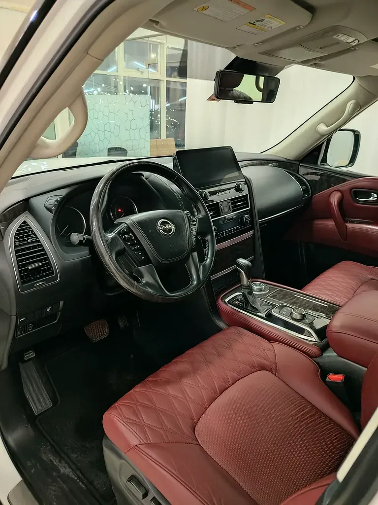 Nissan Patrol 3.8 AT 4WD (316 hp) - 10