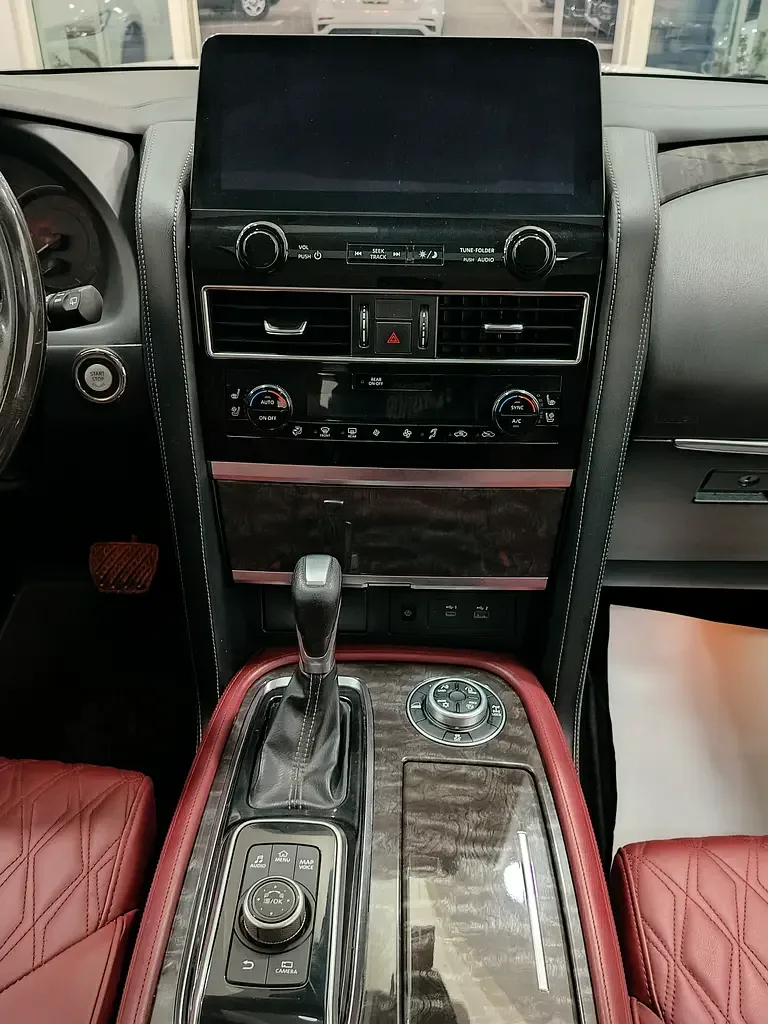 Nissan Patrol 3.8 AT 4WD (316 hp) - 19