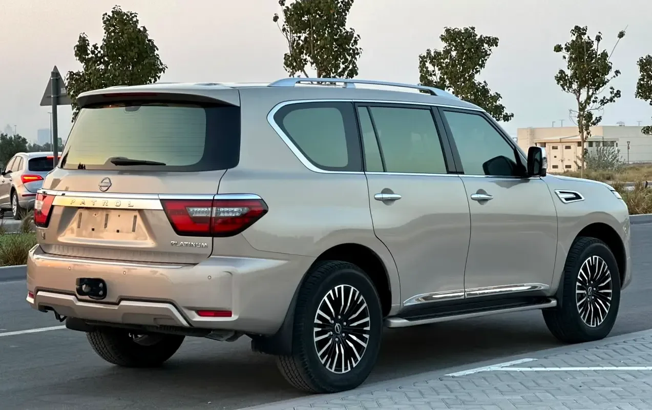 Nissan Patrol 3.8 AT 4WD (316 hp) - 6