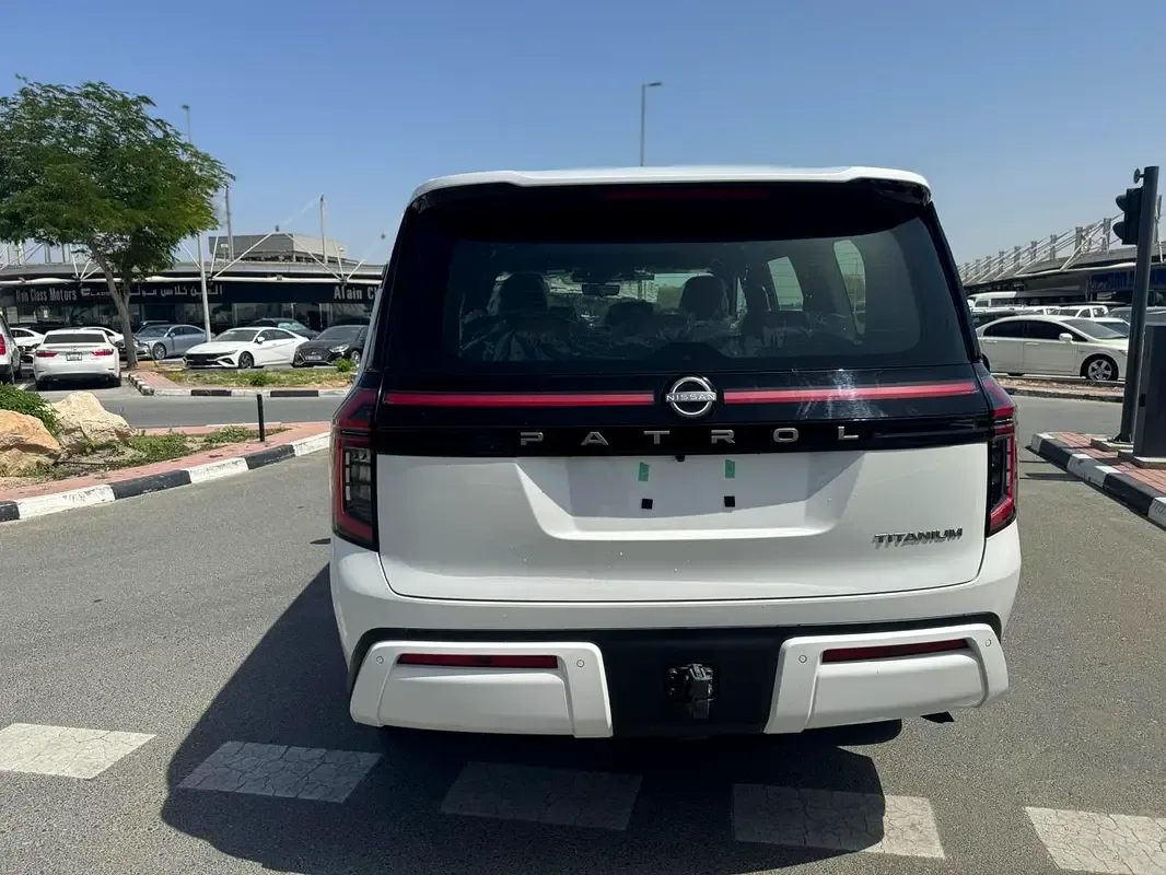 Nissan Patrol 3.8 AT AWD (316 hp) - 5