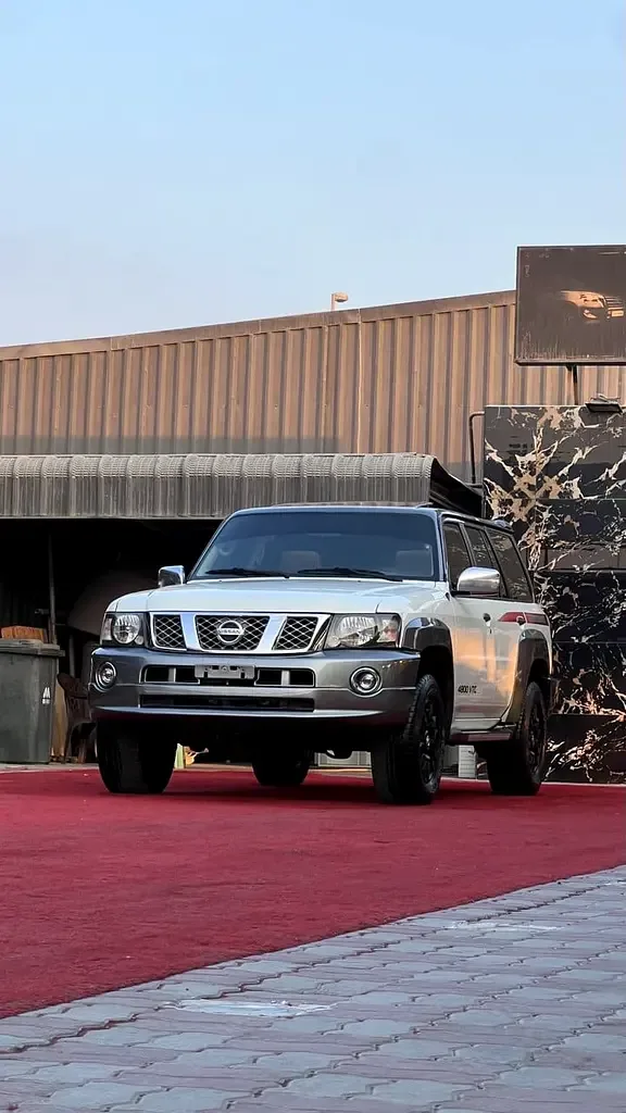 Nissan Patrol 4.0 AT (275 hp)