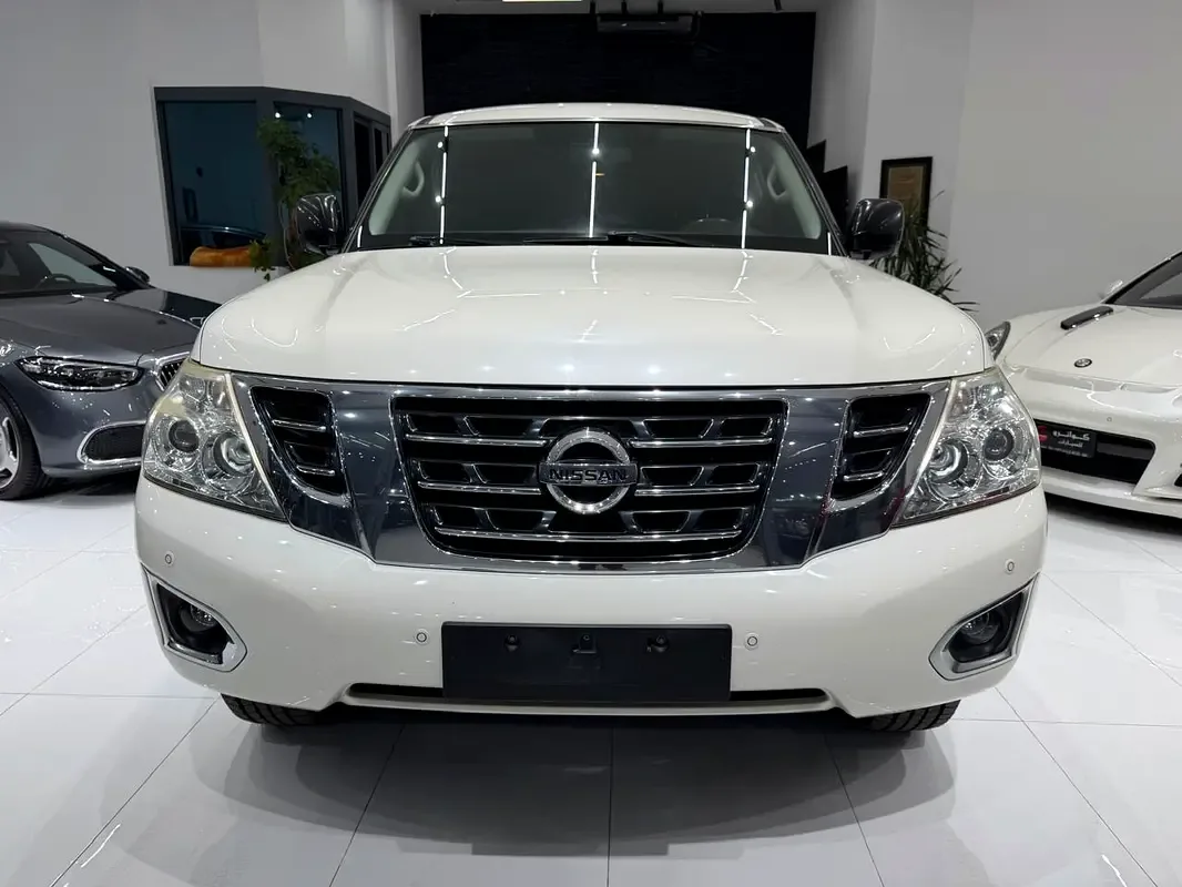 Nissan Patrol 4.0 AT (275 hp)
