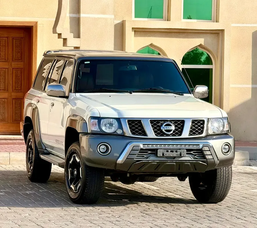 Nissan Patrol 4.0 AT (275 hp)