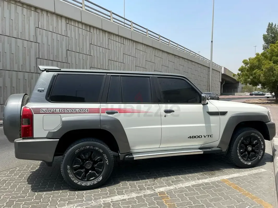 Nissan Patrol 4.0 AT (275 hp)