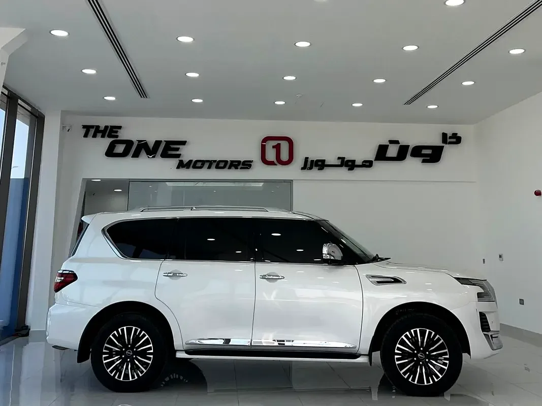 Nissan Patrol 4.0 AT 4WD (275 hp)