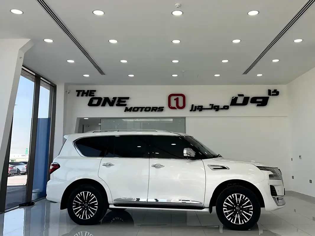 Nissan Patrol 4.0 AT 4WD (275 hp) - 4