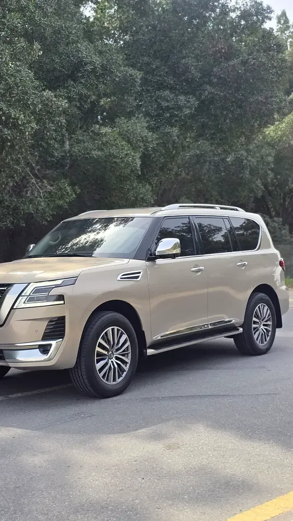 Nissan Patrol 4.0 AT 4WD (275 hp)