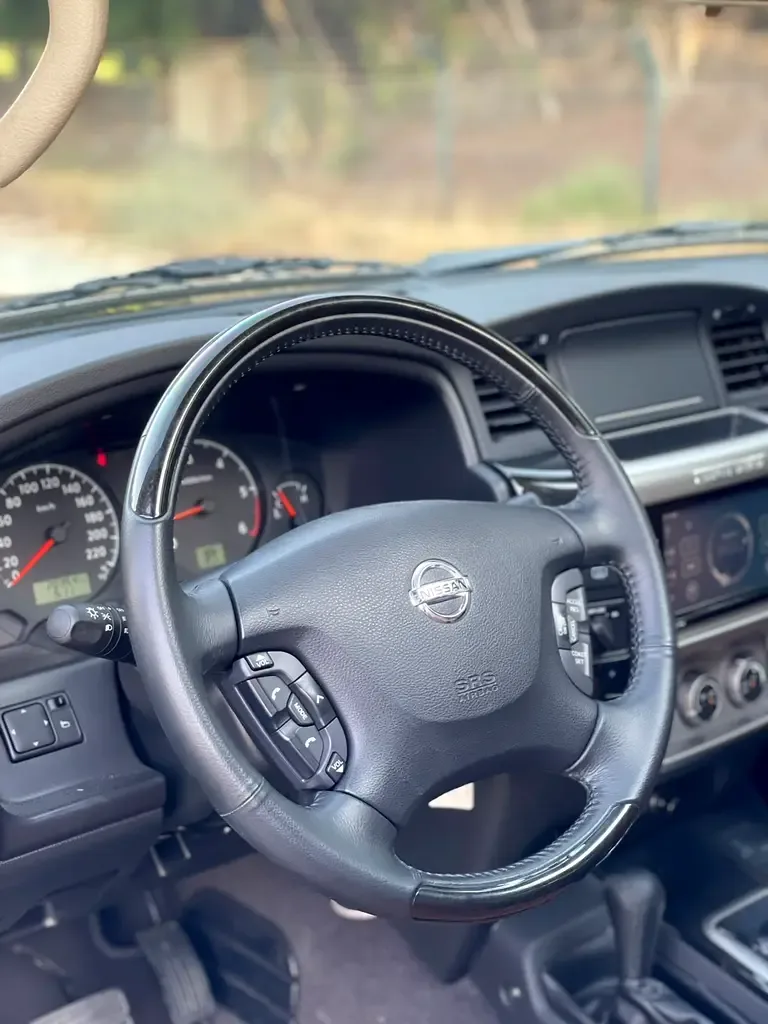 Nissan Patrol 4.8 AT (245 حصان) - 9
