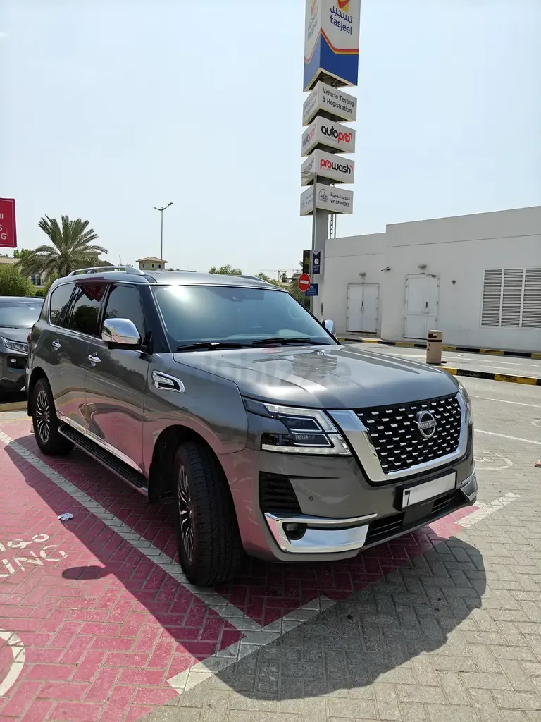 Nissan Patrol 4.8 AT (245 hp)