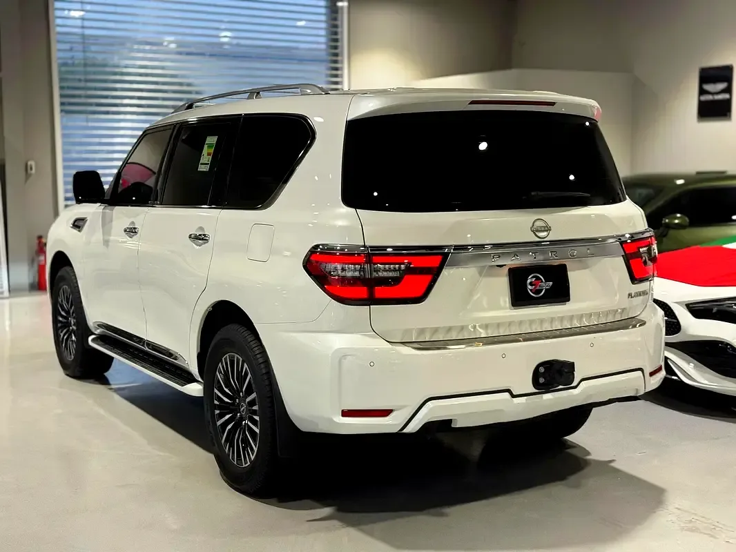 Nissan Patrol 4.8 AT (245 حصان) - 6