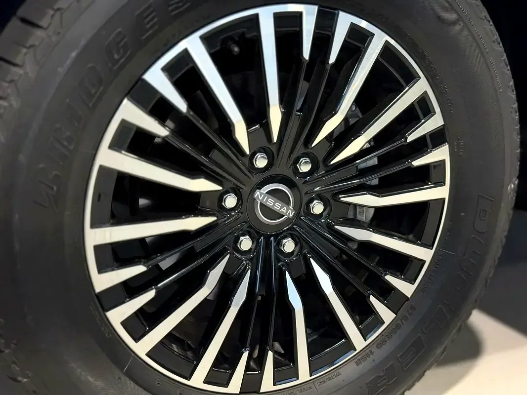 Nissan Patrol 4.8 AT (245 حصان) - 18