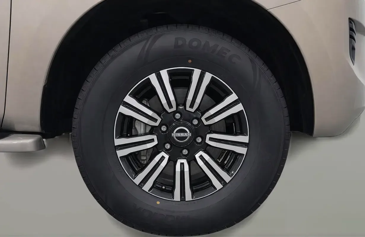 Nissan Patrol 4.8 AT (280 hp) - 12