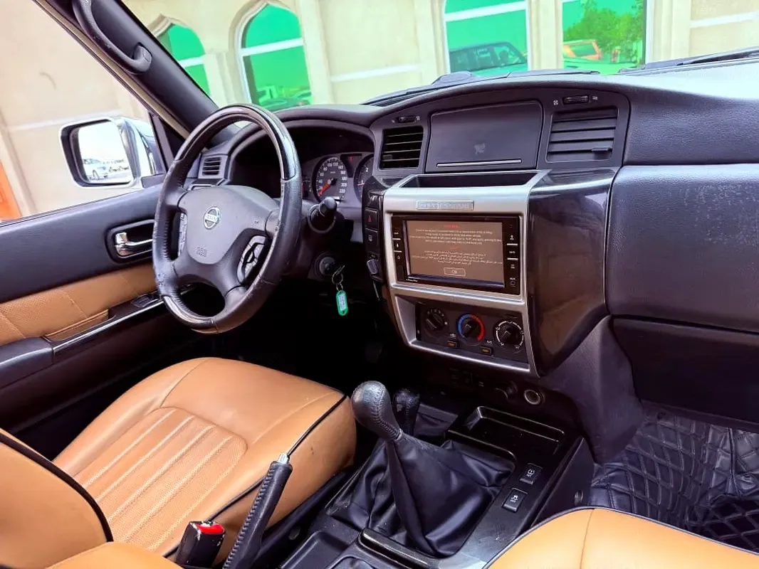 Nissan Patrol 4.8 MT (245 hp) - 7
