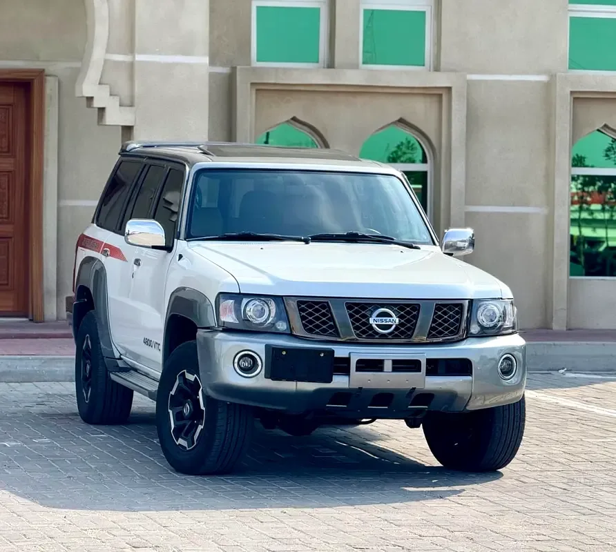 Nissan Patrol 4.8 MT (245 hp) - 16