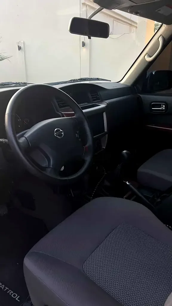 Nissan Patrol 4.8 MT (245 hp) - 4