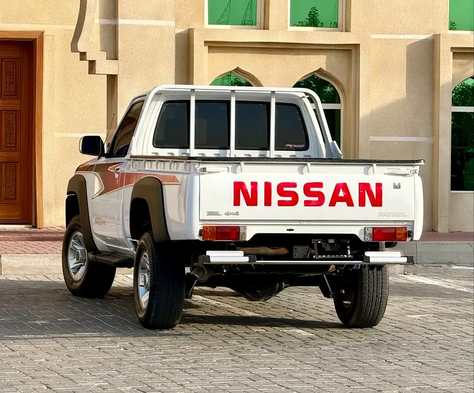 Nissan Patrol 4.8 MT (280 hp) - 7