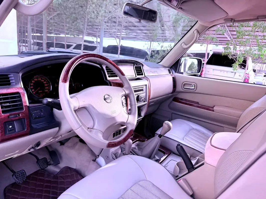 Nissan Patrol 4.8 MT (280 hp) - 8