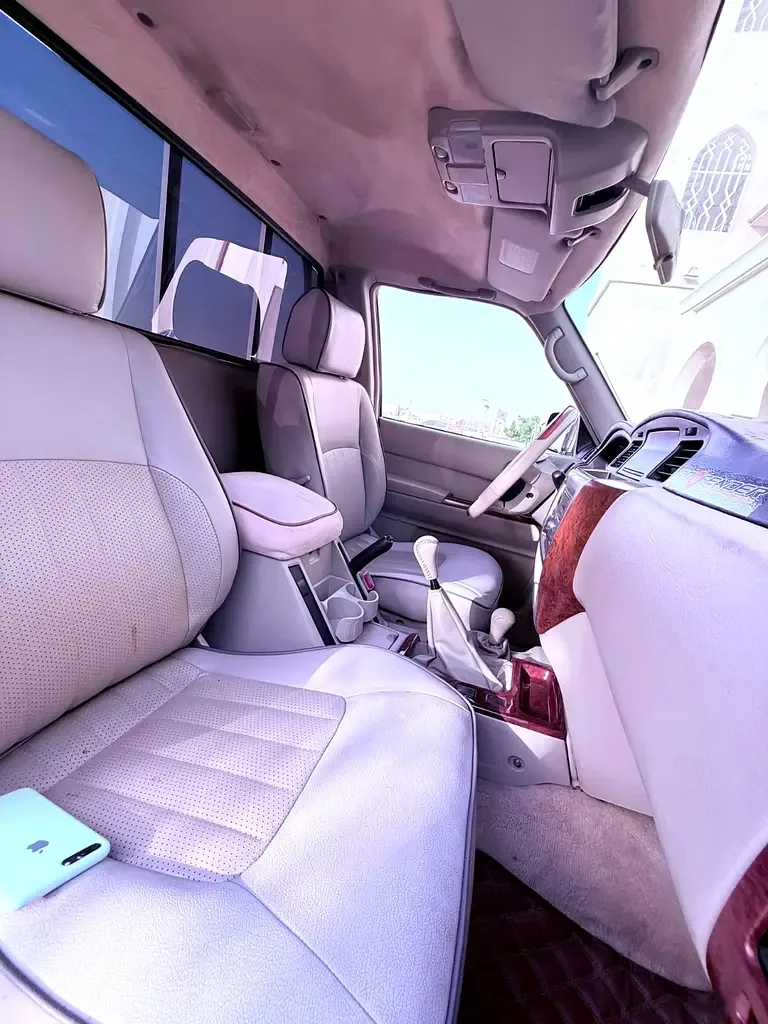 Nissan Patrol 4.8 MT (280 hp) - 15