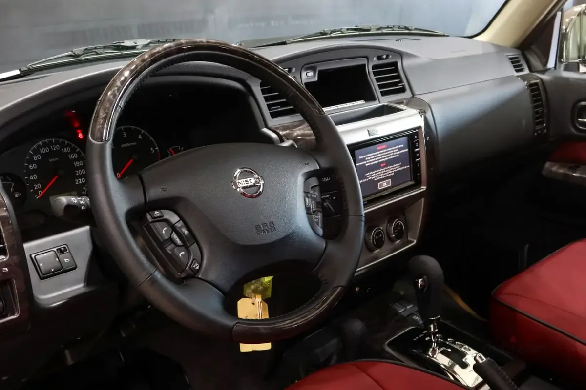 Nissan Patrol 4.8 MT (280 حصان) - 7