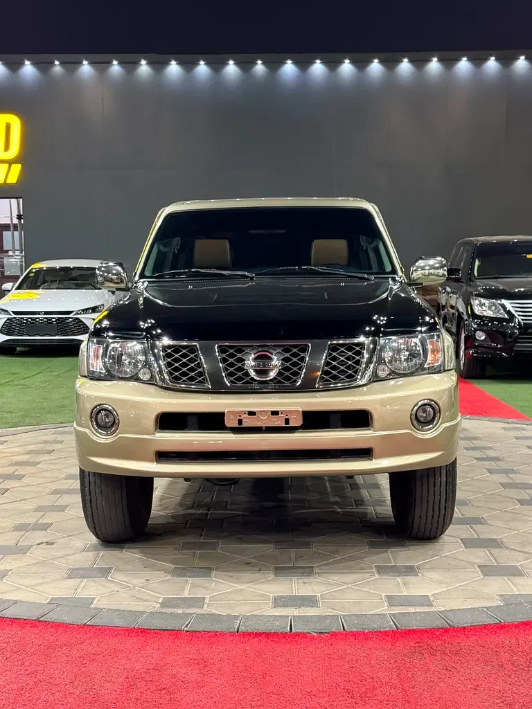 Nissan Patrol 4.8 Tiptronic (245 hp)