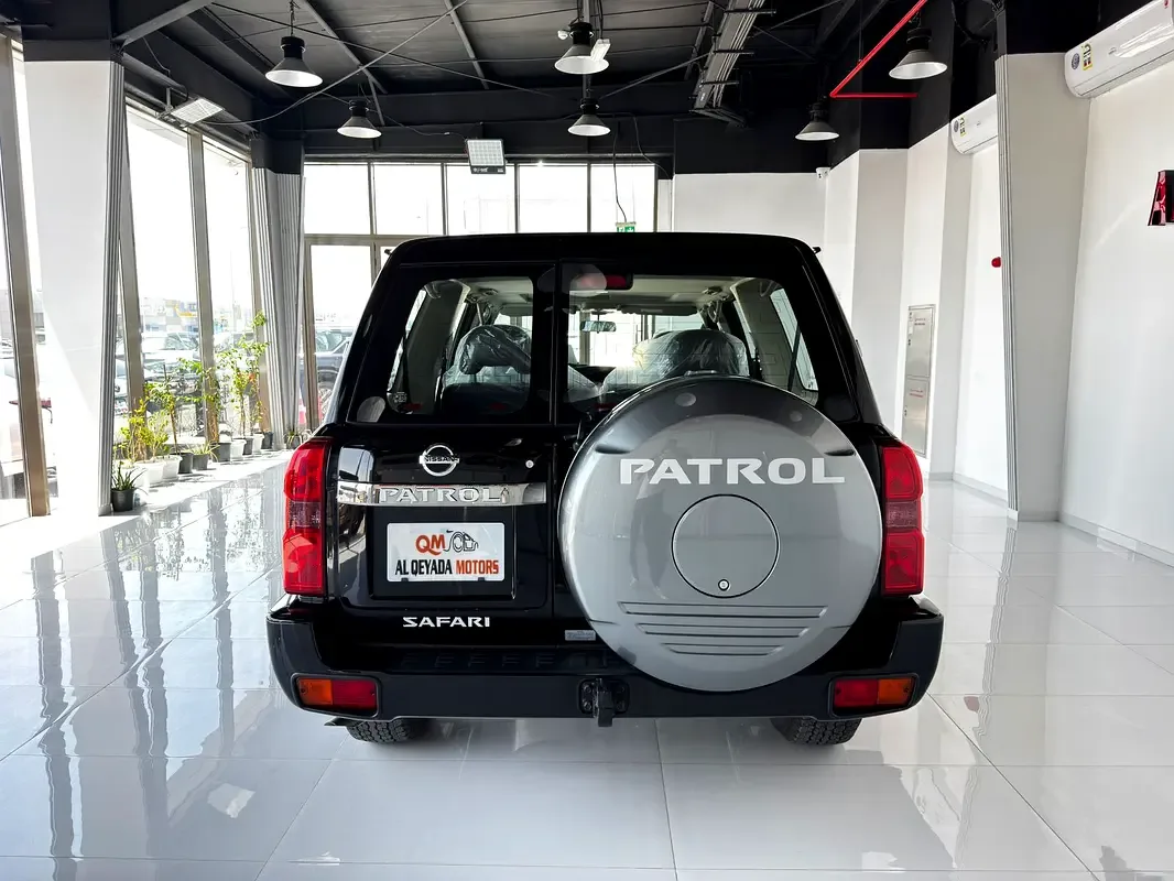 Nissan Patrol 4.8 Tiptronic (245 hp) - 6