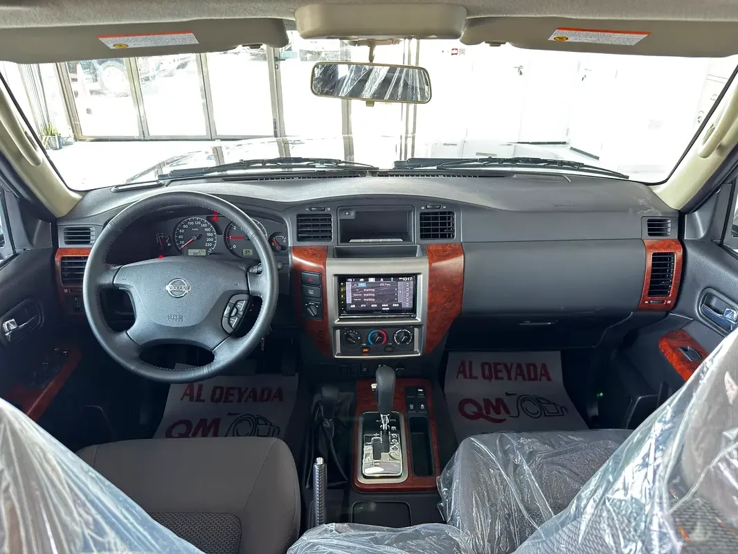 Nissan Patrol 4.8 Tiptronic (245 hp) - 7