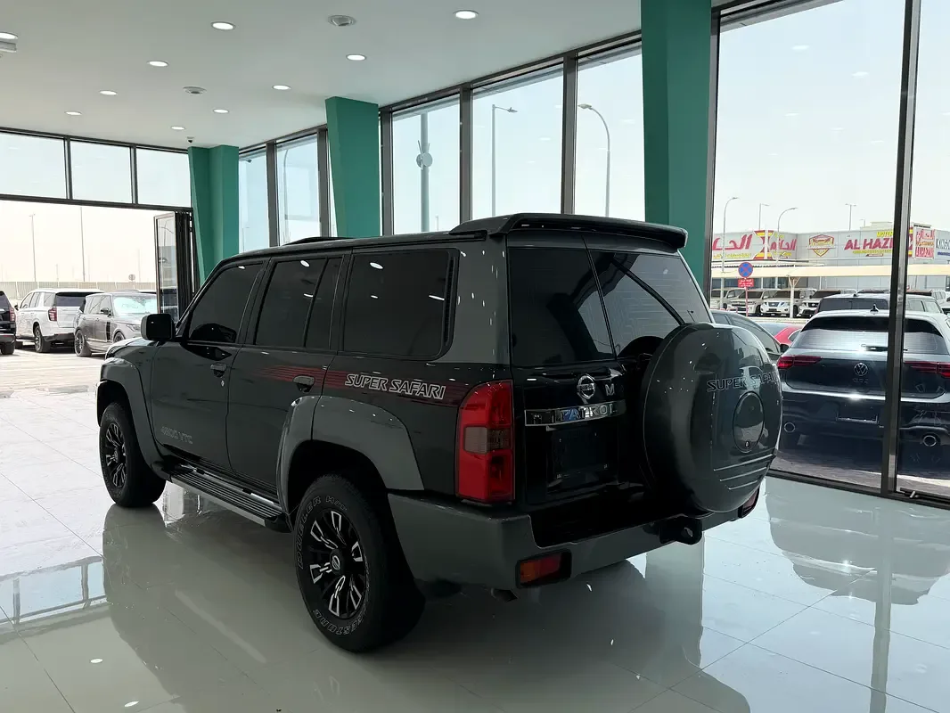 Nissan Patrol 4.8 Tiptronic (245 حصان) - 7