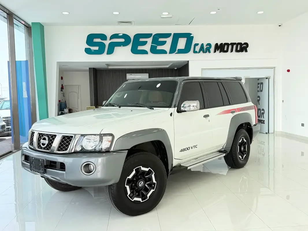 Nissan Patrol 4.8 Tiptronic (245 hp)