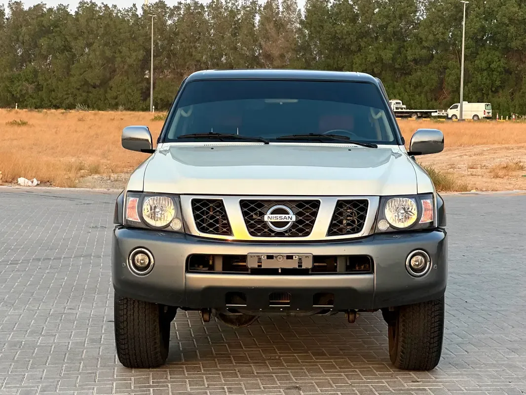Nissan Patrol 4.8 Tiptronic (245 hp)