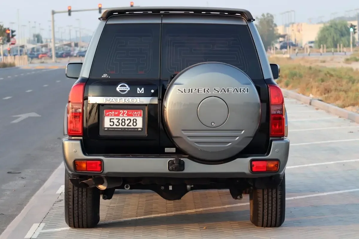 Nissan Patrol 4.8 Tiptronic (245 حصان) - 5