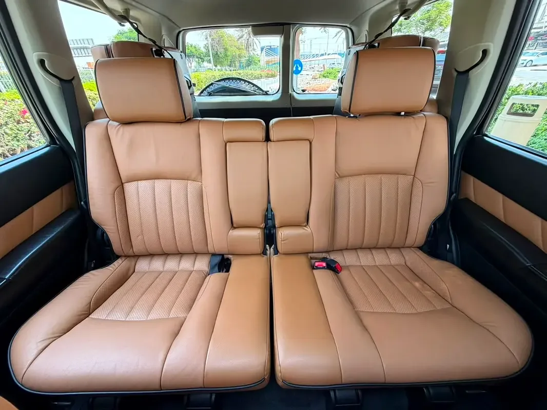 Nissan Patrol 4.8 Tiptronic (245 hp) - 17