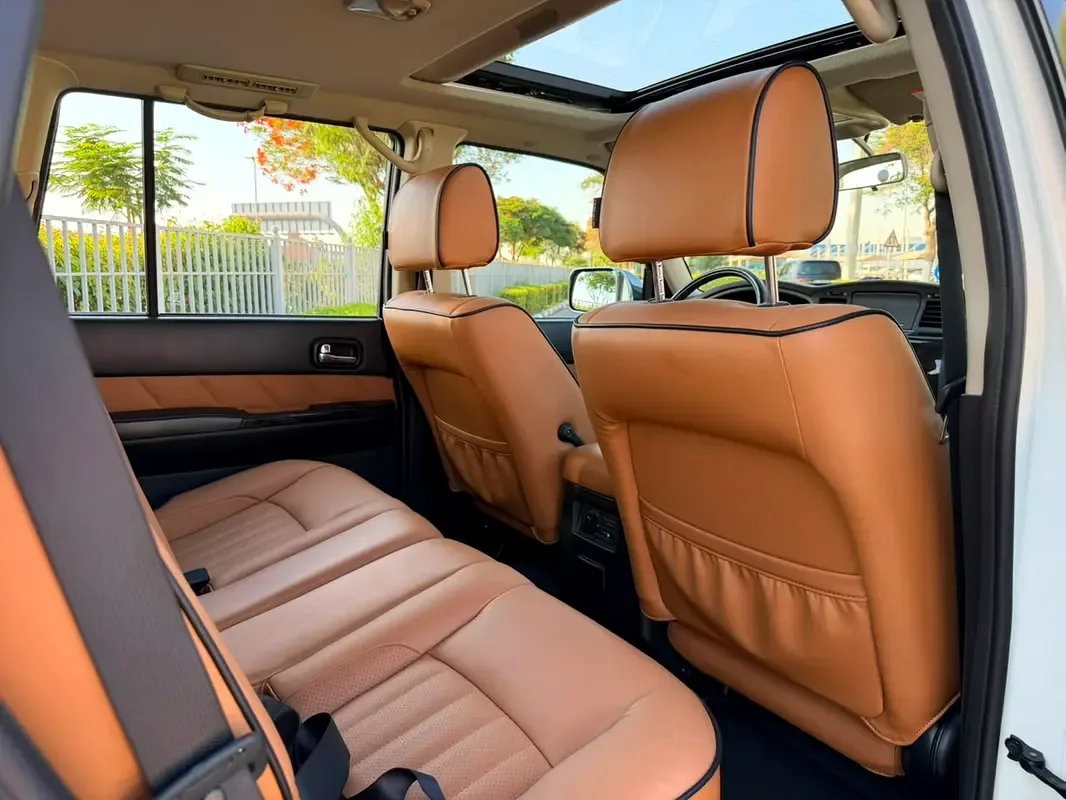 Nissan Patrol 4.8 Tiptronic (245 hp) - 4