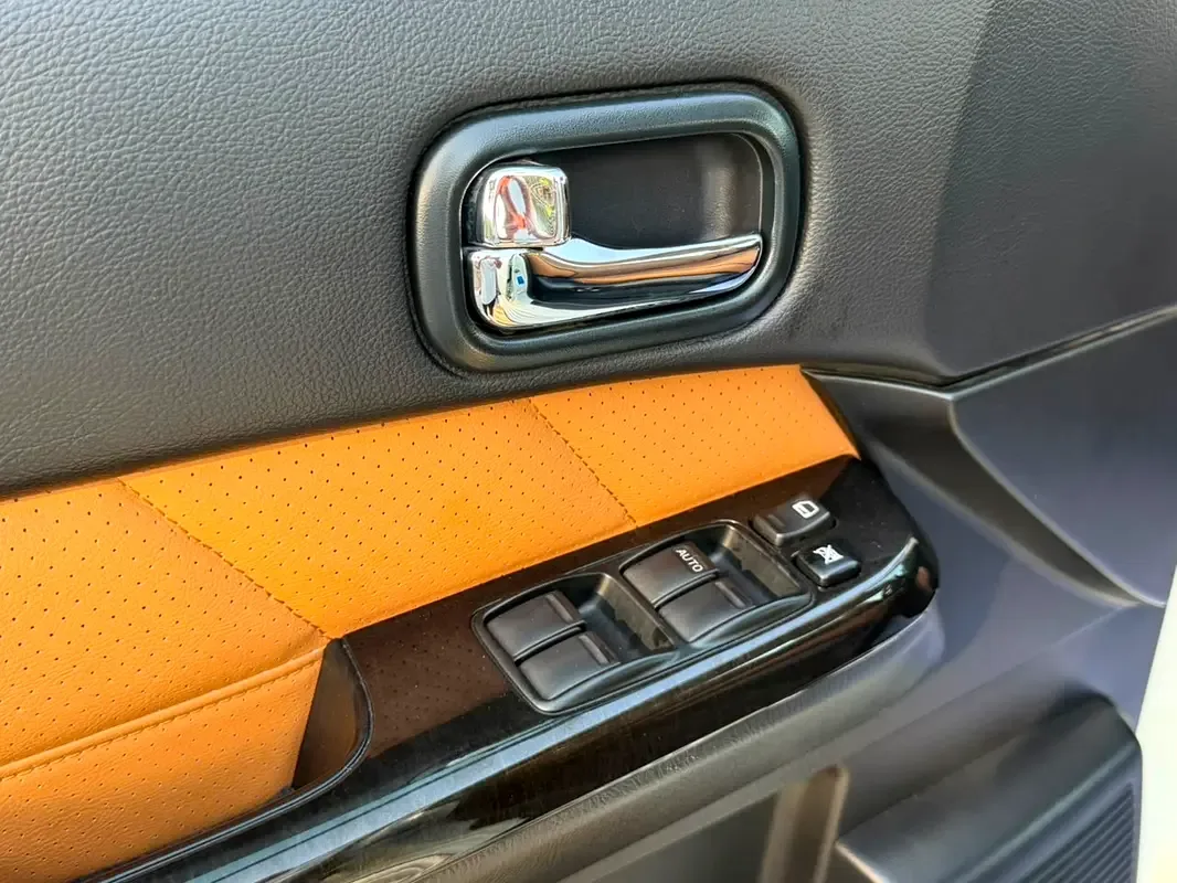 Nissan Patrol 4.8 Tiptronic (245 hp) - 13