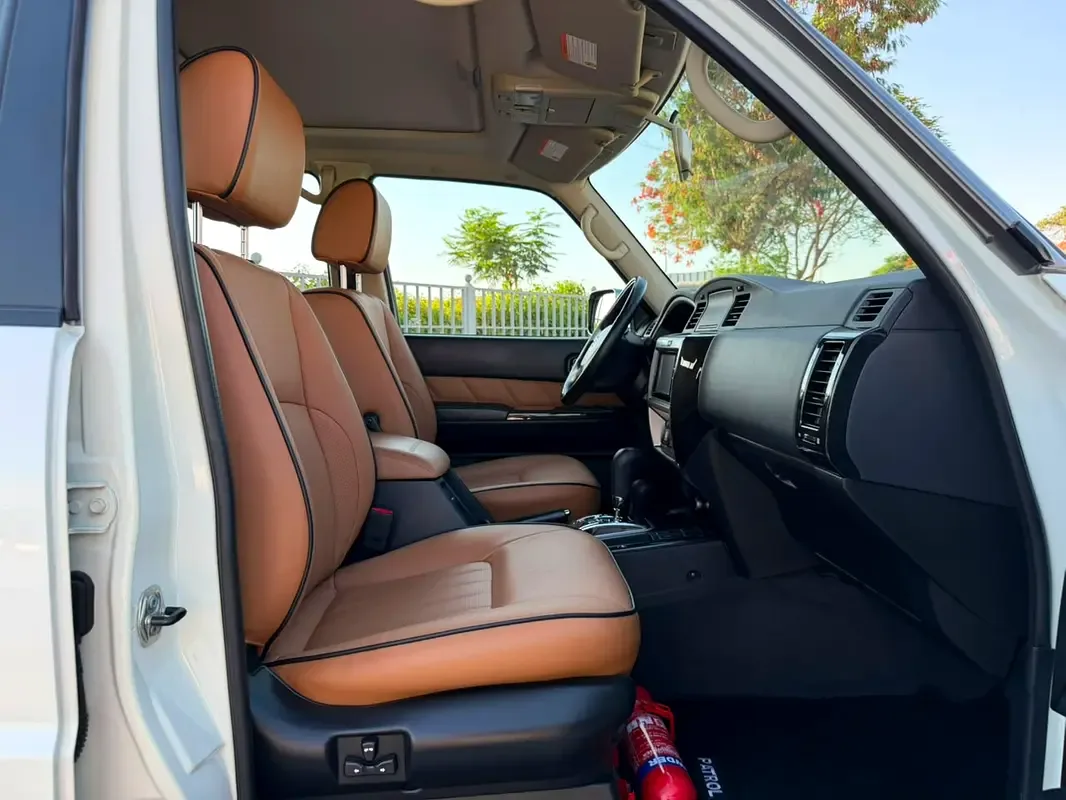 Nissan Patrol 4.8 Tiptronic (245 hp) - 12
