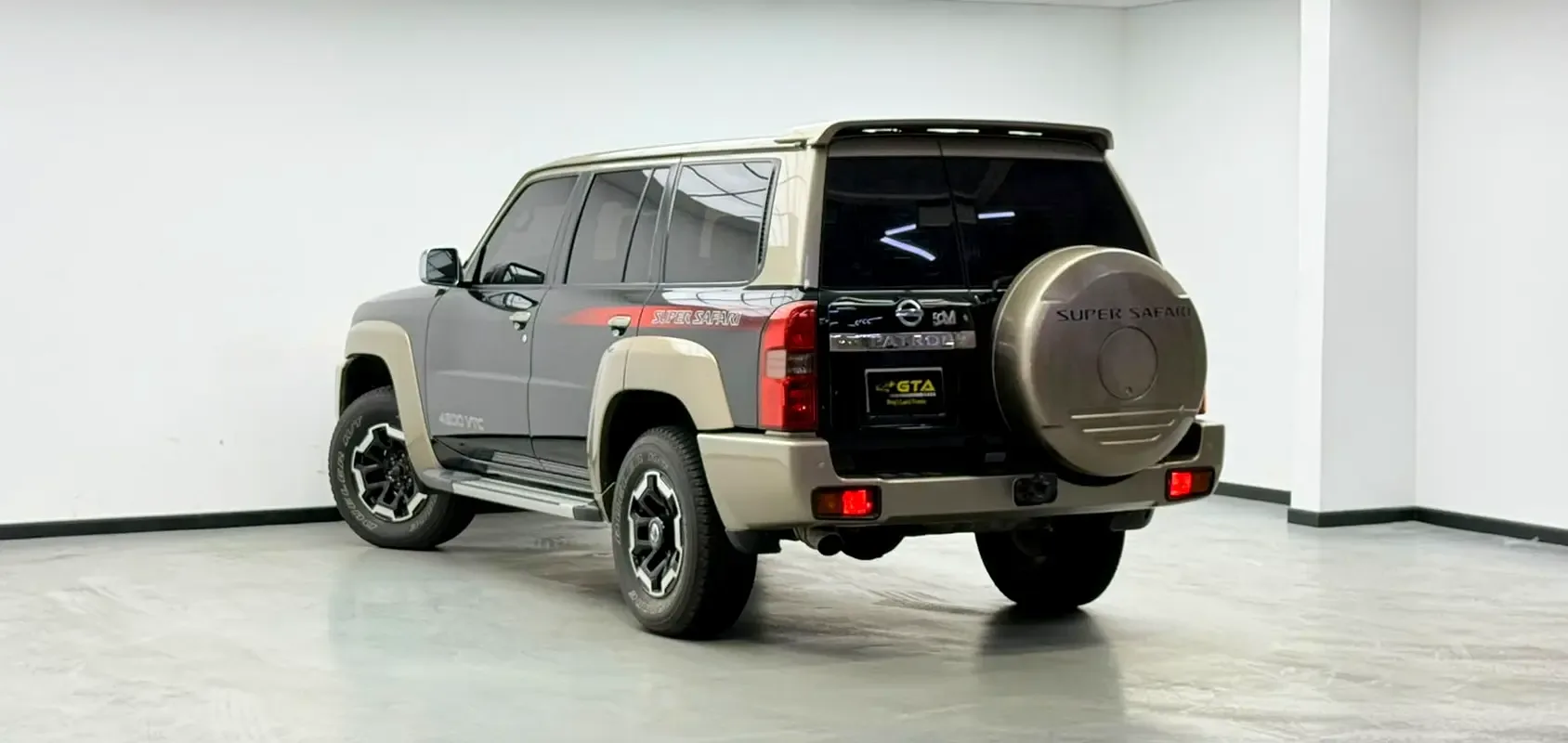 Nissan Patrol 4.8 Tiptronic (245 حصان) - 4