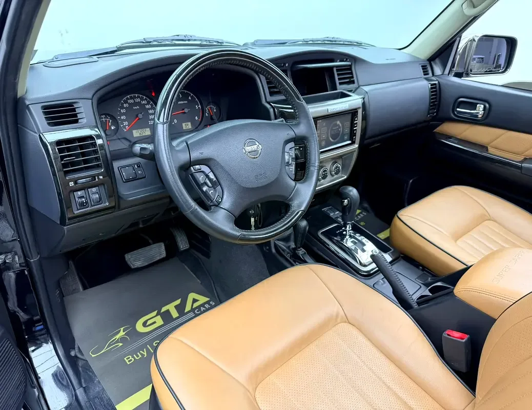 Nissan Patrol 4.8 Tiptronic (245 حصان) - 11