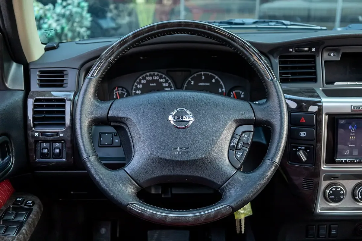 Nissan Patrol 4.8 Tiptronic (245 hp) - 17