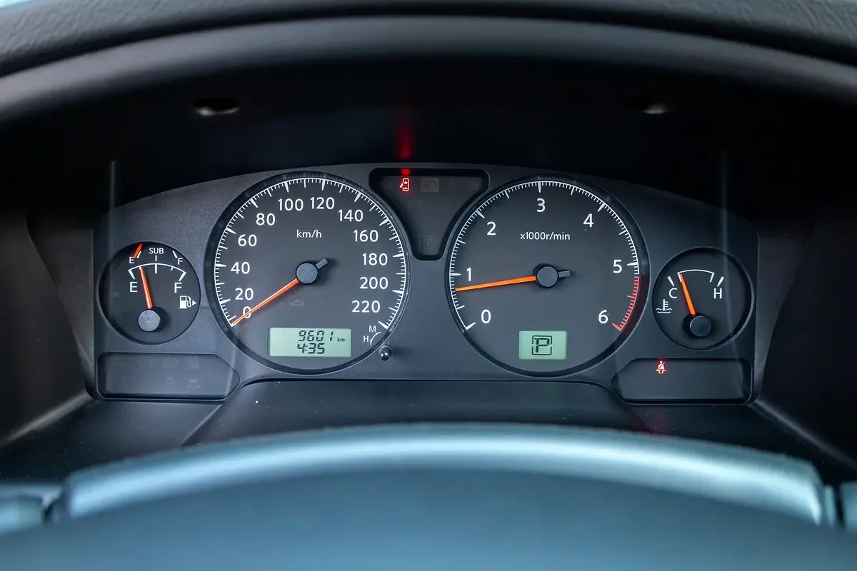 Nissan Patrol 4.8 Tiptronic (245 hp) - 18